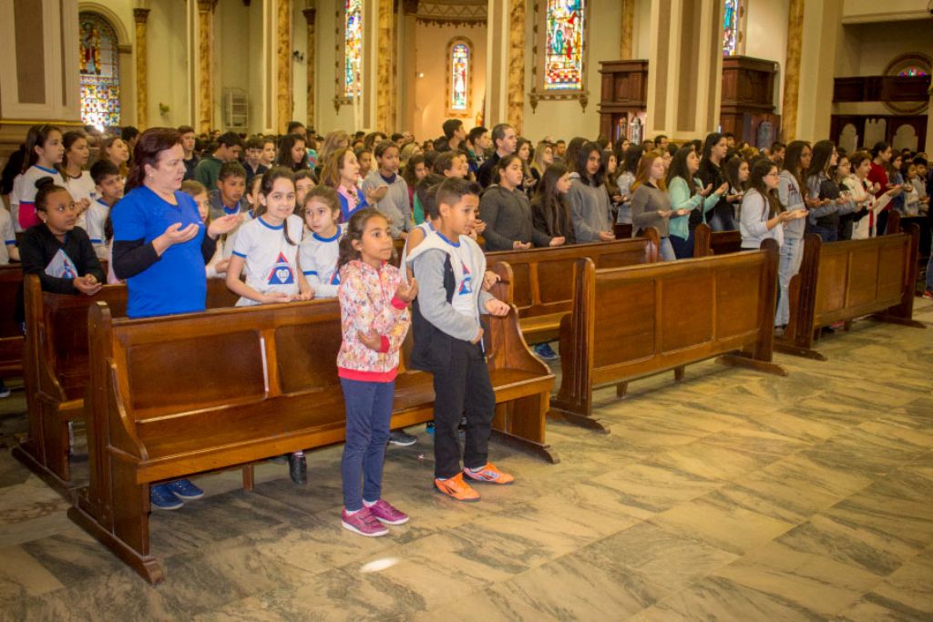 Missa na Catedral marca  comemorações do Dia do Estudante