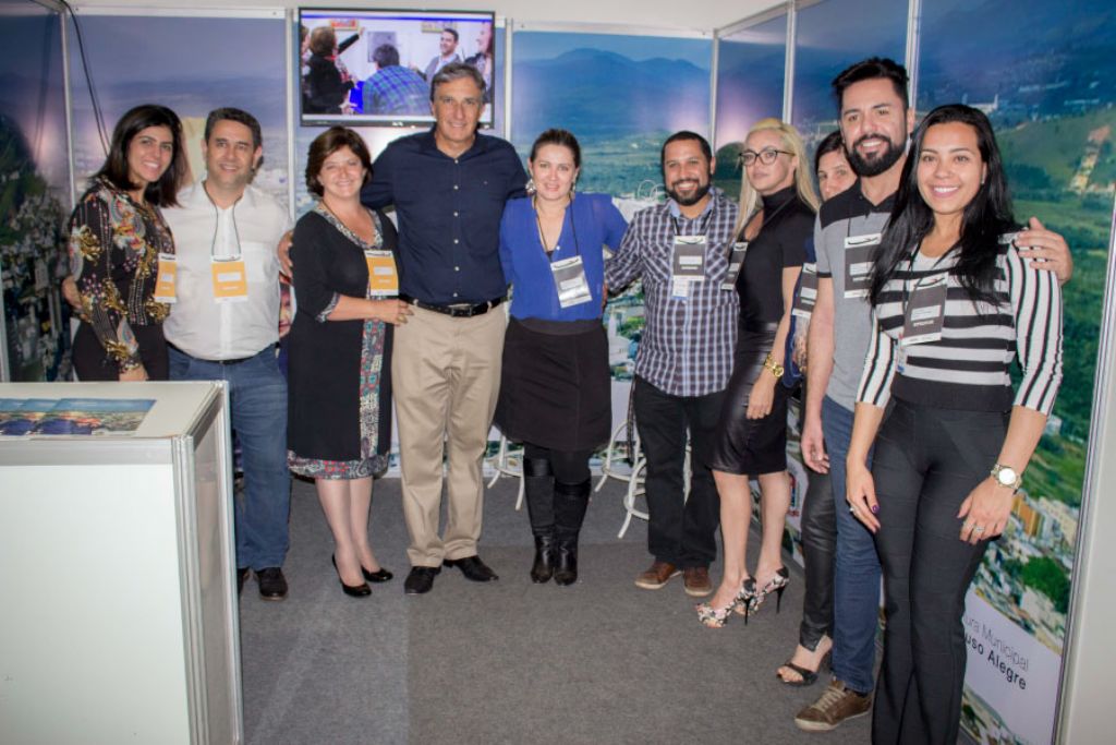 Prefeito  visita Feira da Construção