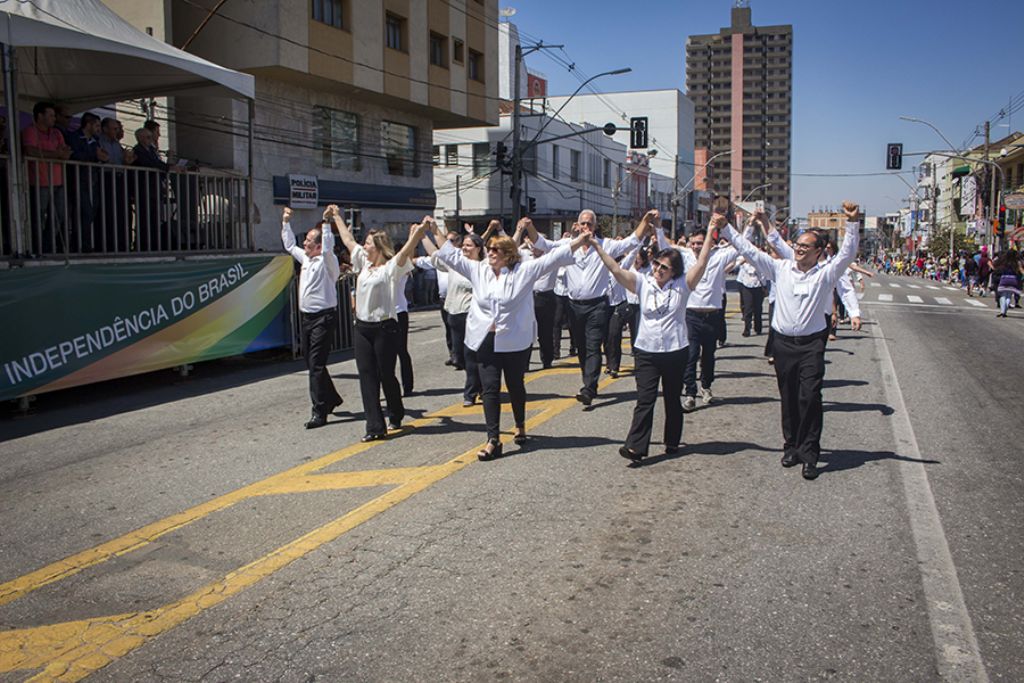 Grande público aplaude desfile de 7 de Setembro