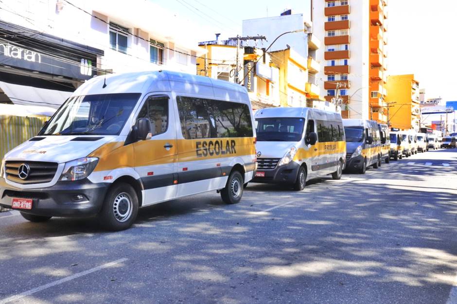  Veículos particulares de transporte escolar devem seguir regras específicas para atuarem