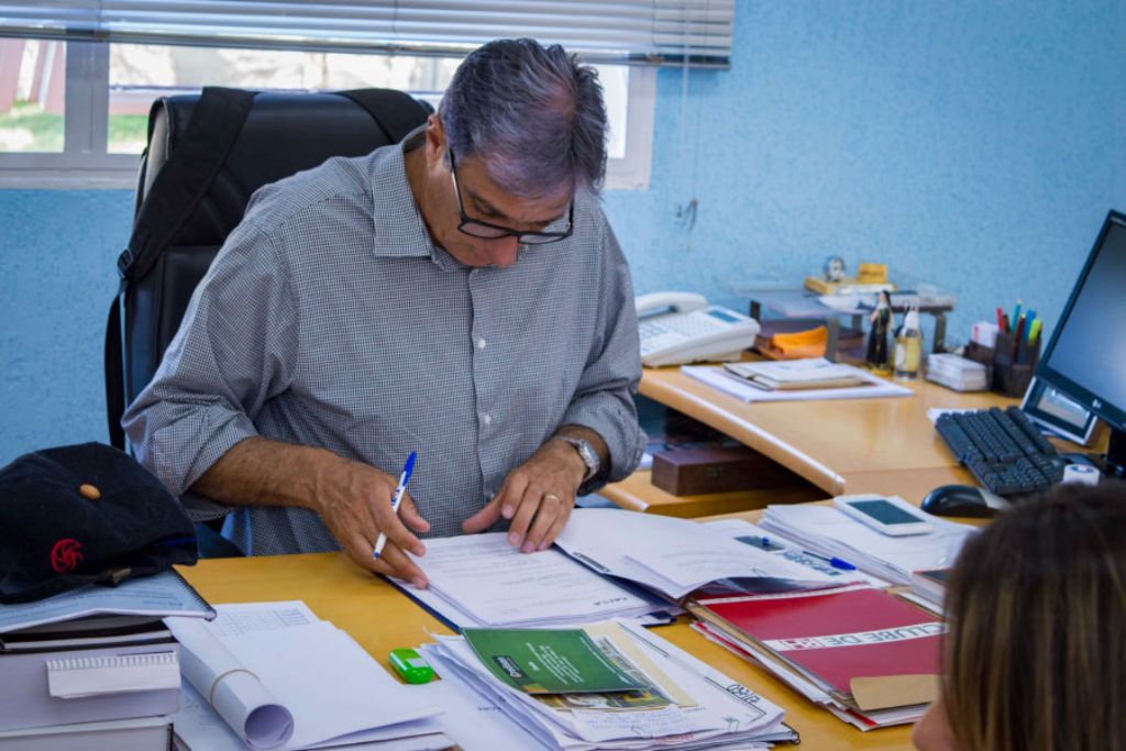 Máquinas vão beneficiar mais de 10 mil pessoas na zona rural