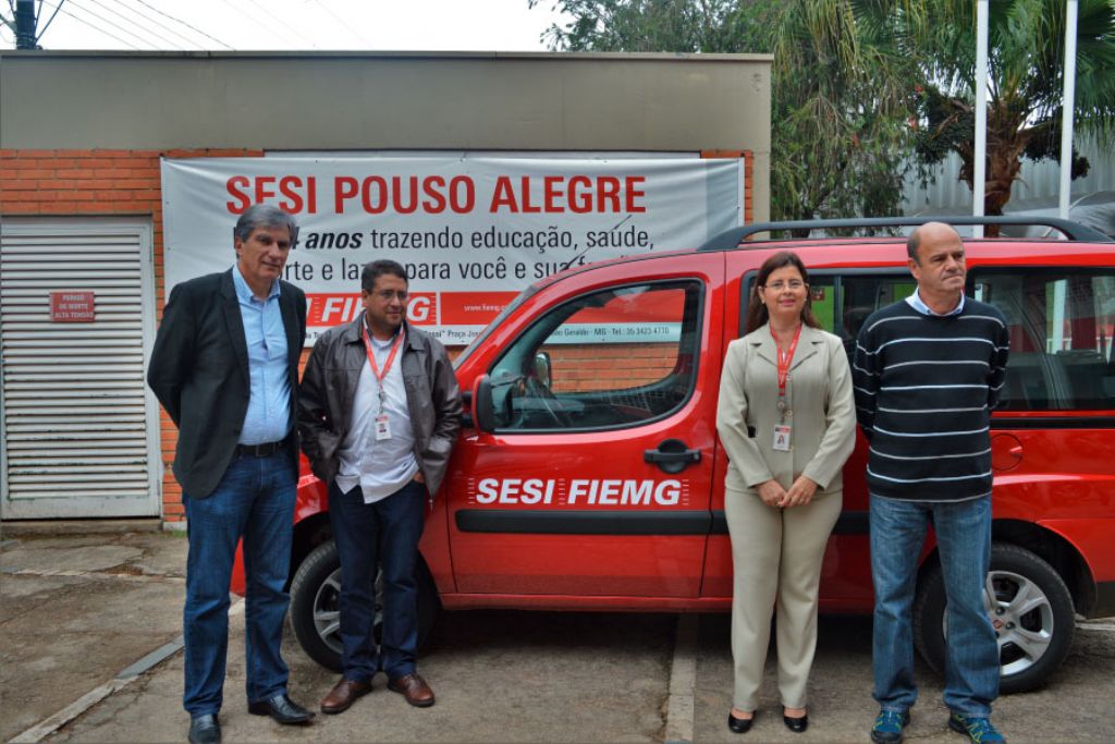 Prefeito visita SESI e abre entendimentos para projetos sociais
