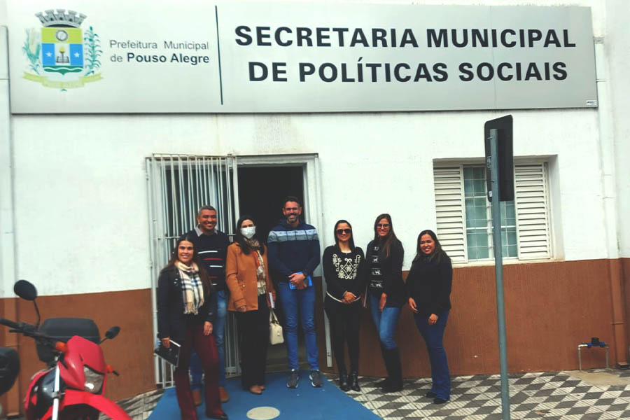 Encontro promove debate sobre rede socioassistencial do município