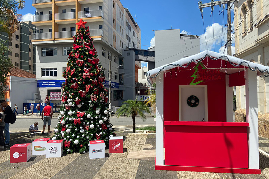 Adote uma Criança: Árvore Mágica solidária é atração do Natal de Pouso Alegre