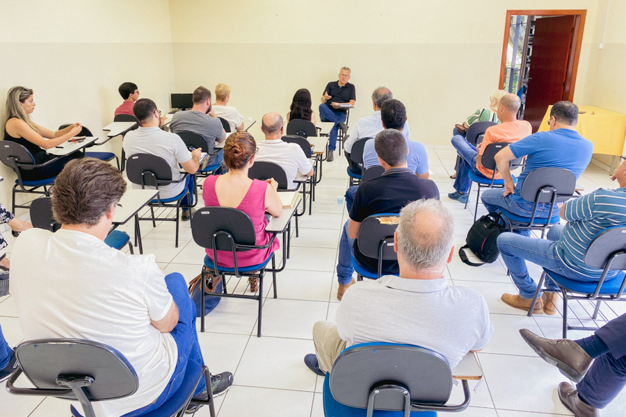 Prefeito Cel Dimas reúne equipe de governo para direcionar as ações dos projetos do exercício de 202