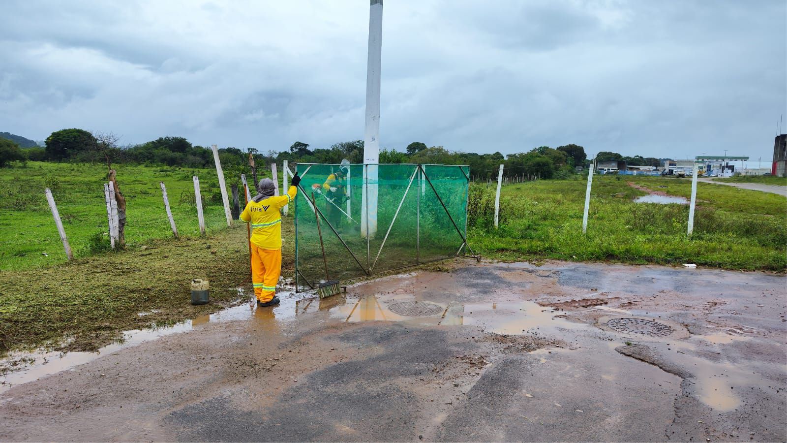 Prefeitura intensifica trabalhos de limpeza na cidade