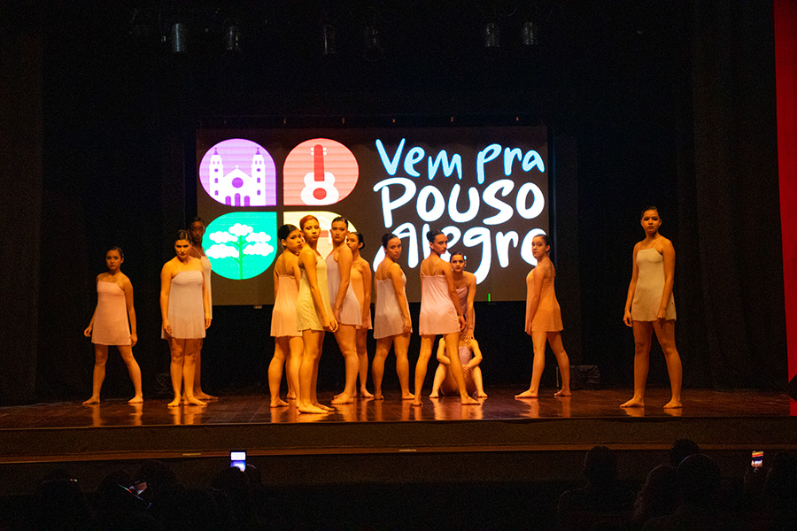 Saiba como se inscrever para as bolsas de Ballet Clássico