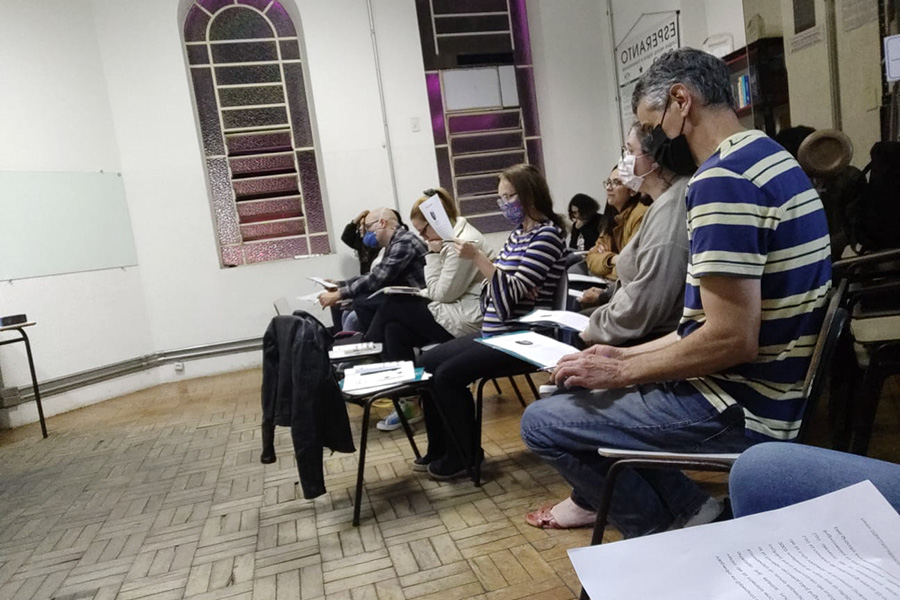 Aulas gratuitas de Esperanto são oferecidas no Centro Cultural Cleonice Bonillo Fernandes