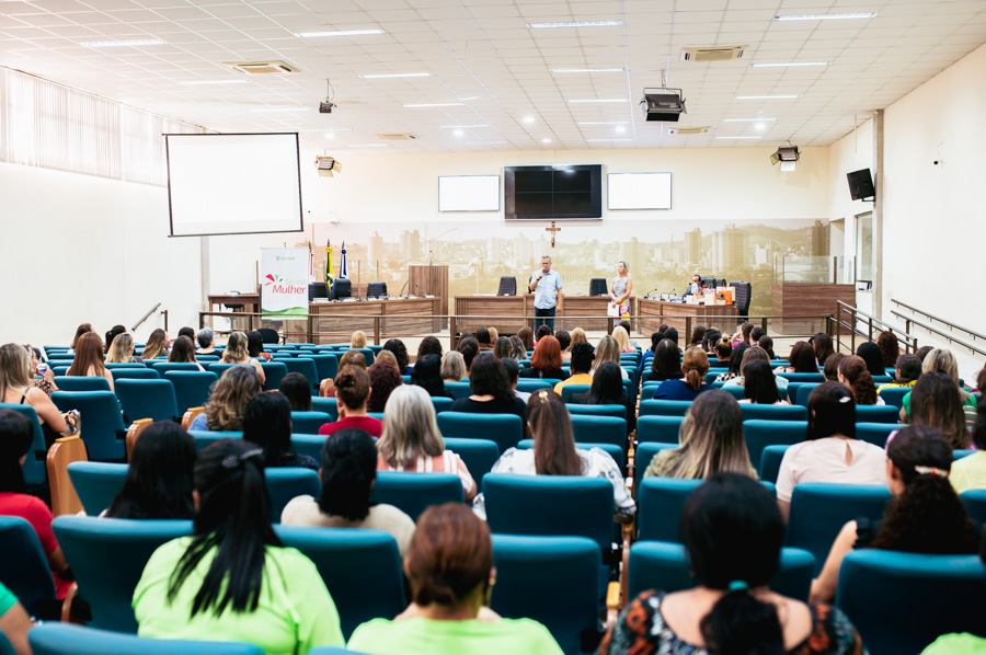 Prefeitura celebra o Dia Internacional da Mulher com evento para servidoras