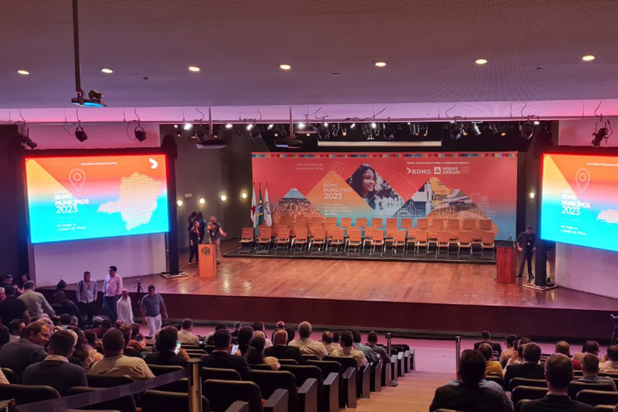 Prefeitura de Pouso Alegre participa de eventos e reuniões com Governo de Minas