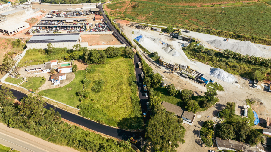 Concretizando desejos antigos: Via que liga Ribeirão a BR-459 é asfaltada 
