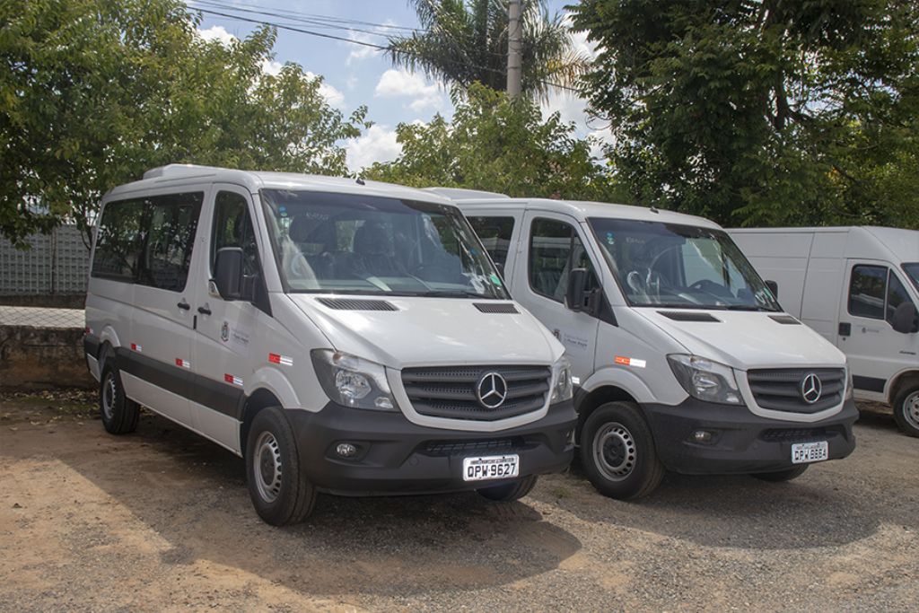 Prefeitura de Pouso Alegre adquiri vans para Saúde