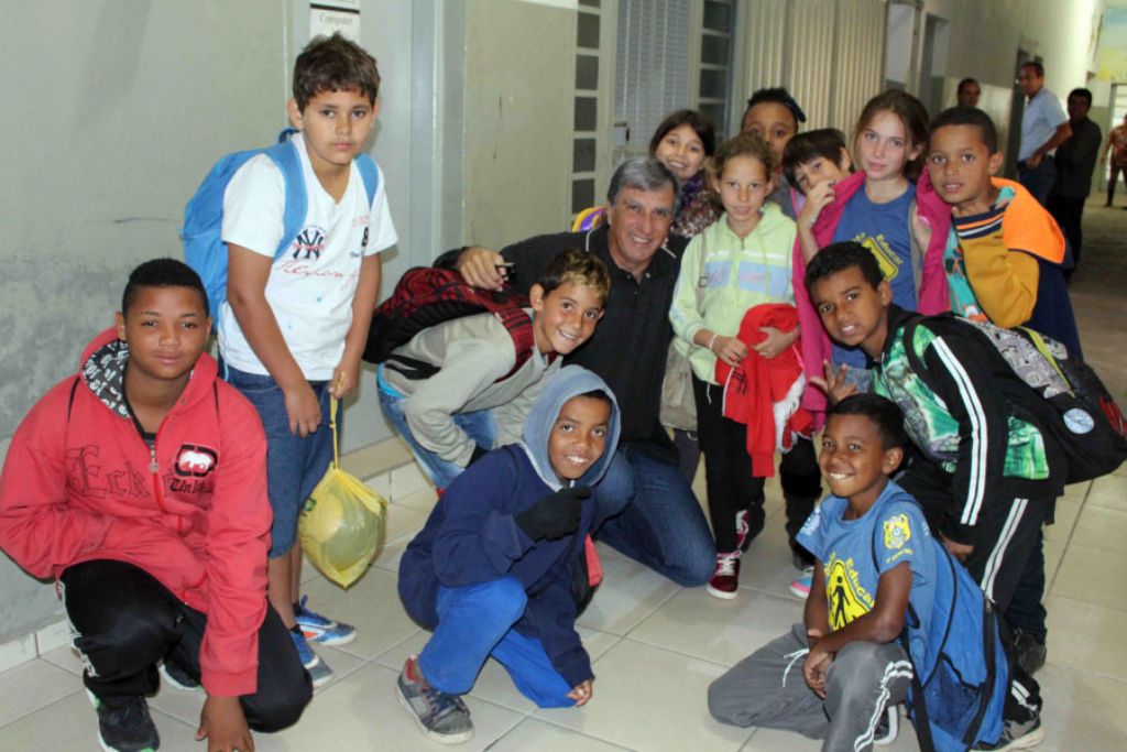 Prefeito visita obras de reforma e construção de escolas