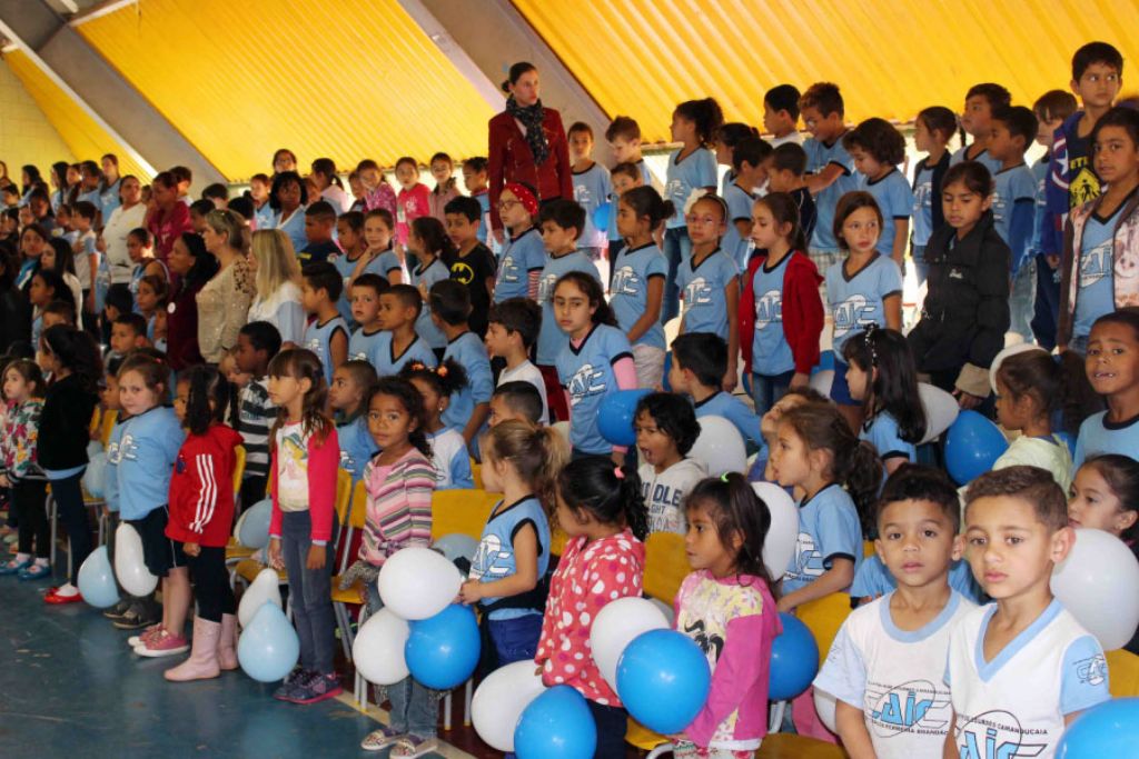 CAIC São João realiza Festival de Inverno e homenageia benfeitores